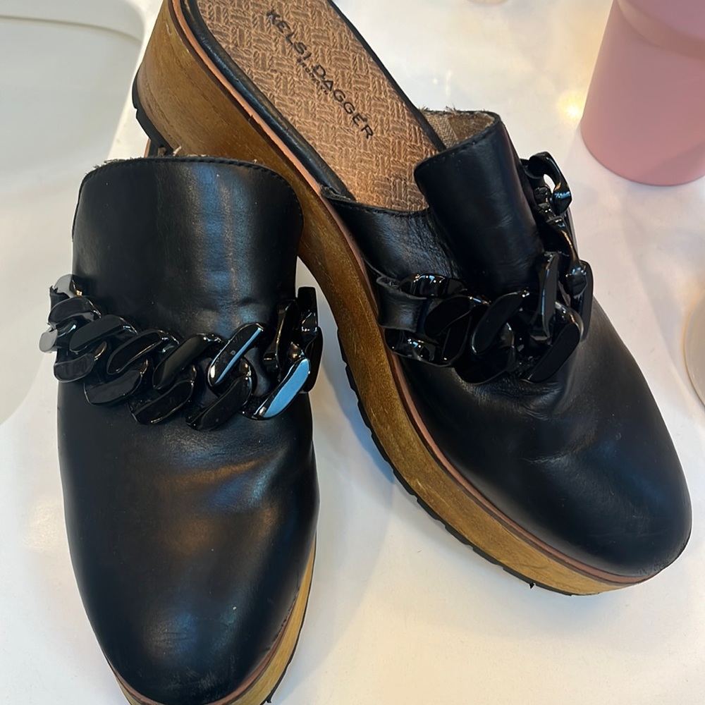 Kelsi Dagger Black Leather Chain-Trim Platform Mules